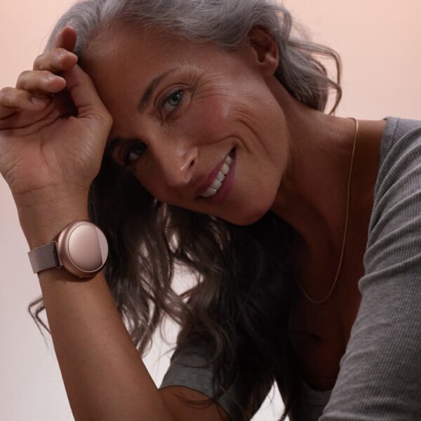 Embr Wave 2: The Ultimate Cooling Bracelet for Hot Flashes - Image 2